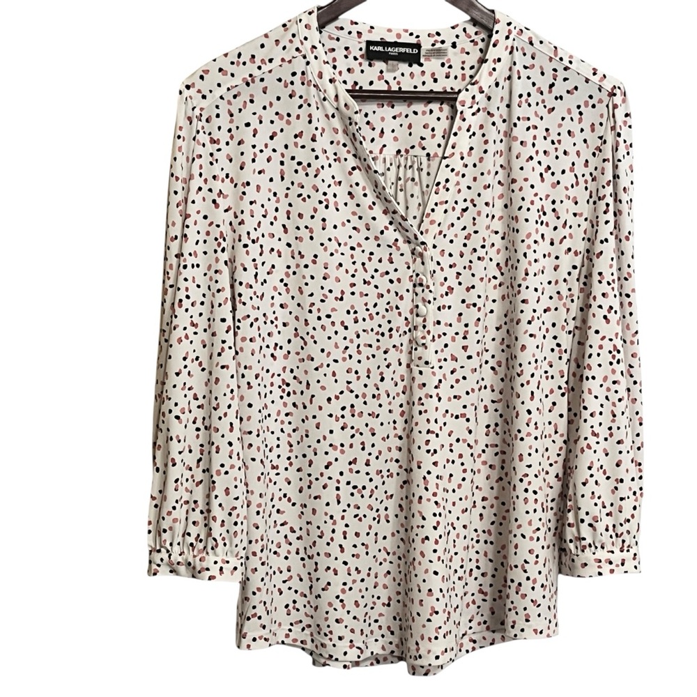 Karl Lagerfeld Paris 3/4 sleeve V Neck no iron Women’s Blouse Top Large